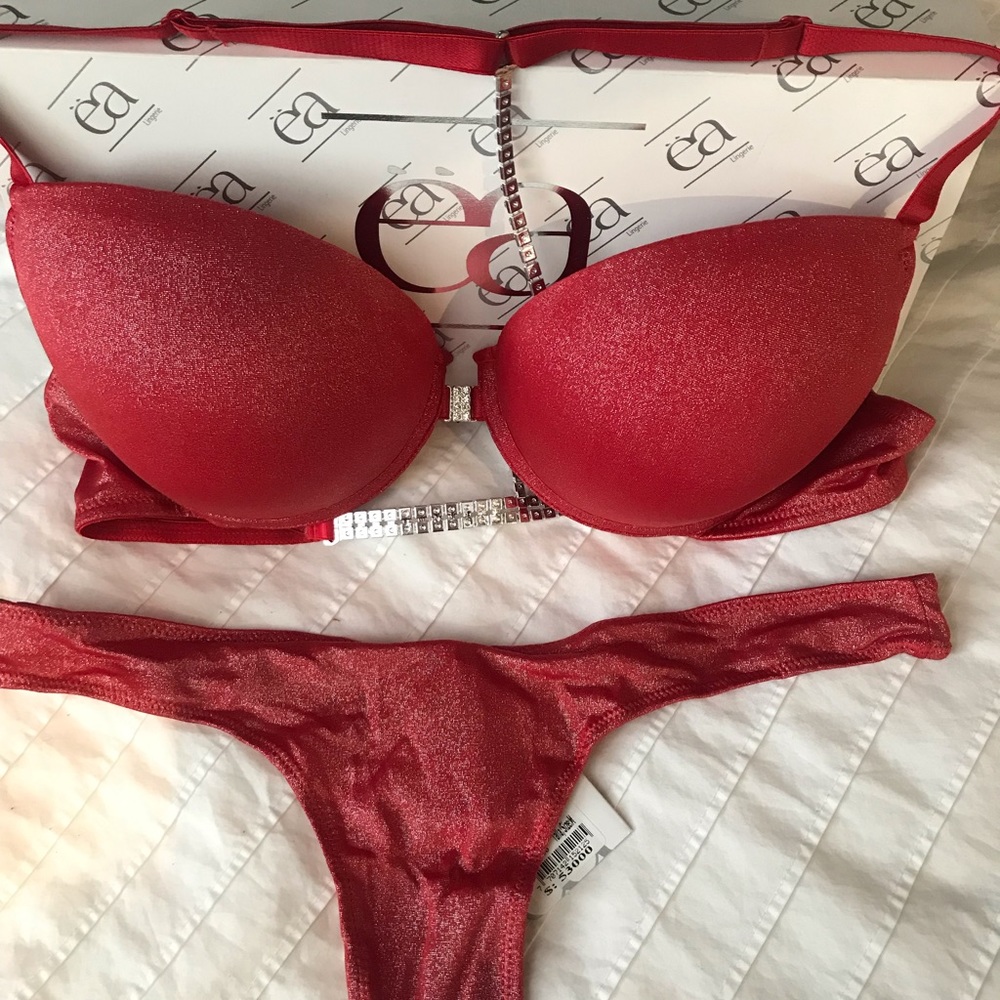 Ëa Lingerie